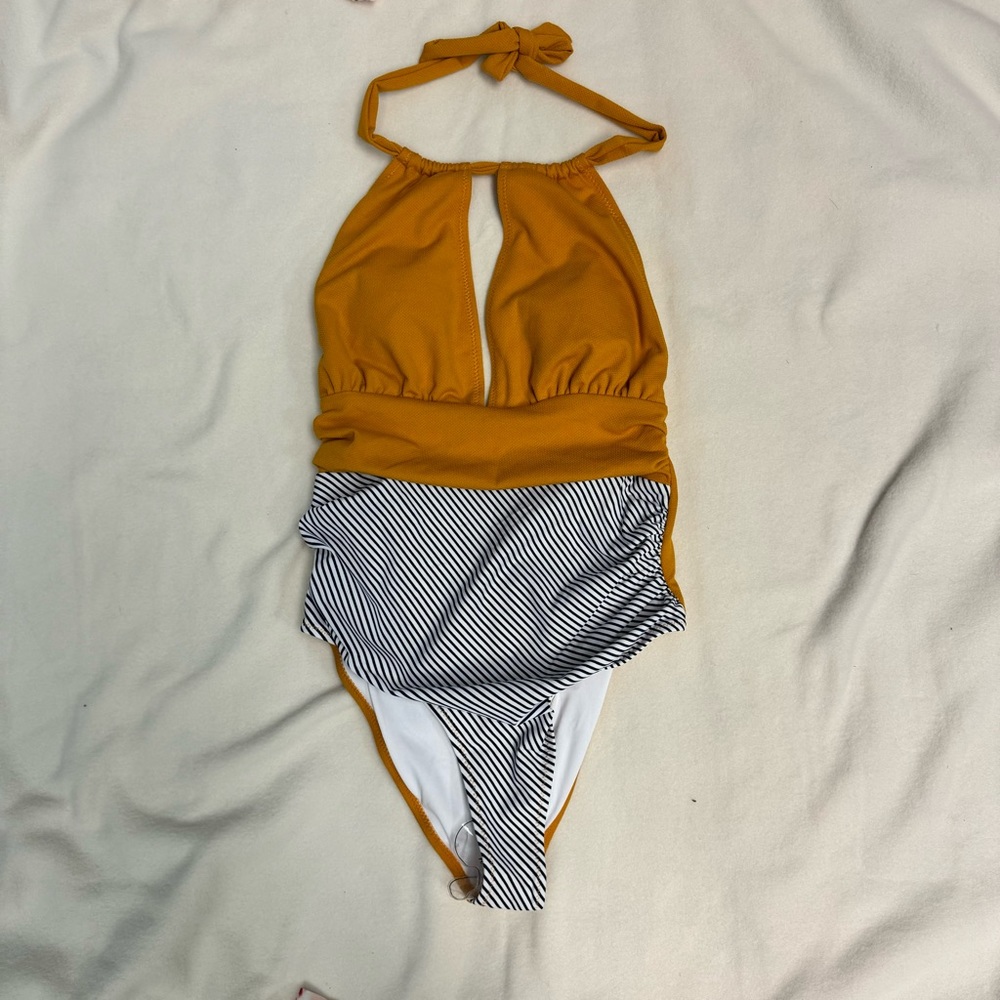 Cupshe one-piece swimsuit